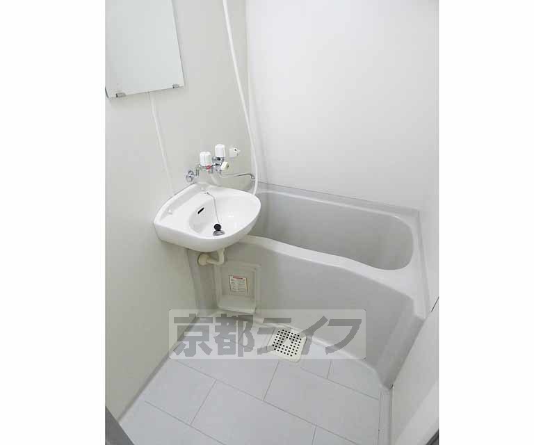 バス・シャワールーム　浴室です。