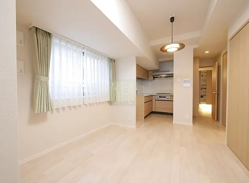 居室・リビング　☆明るい洋室☆