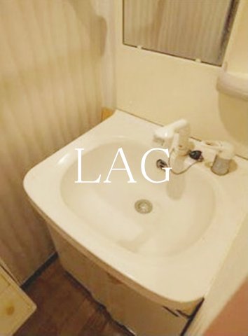 洗面設備　洗面台です。