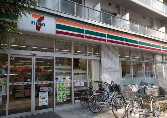 コンビニ　セブン-イレブン 墨田江東橋３丁目店（コンビニ）まで437m