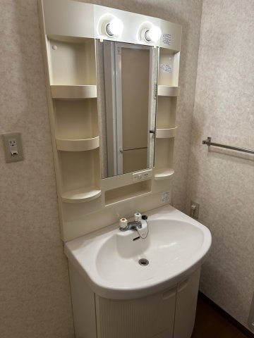 洗面設備　居間です
