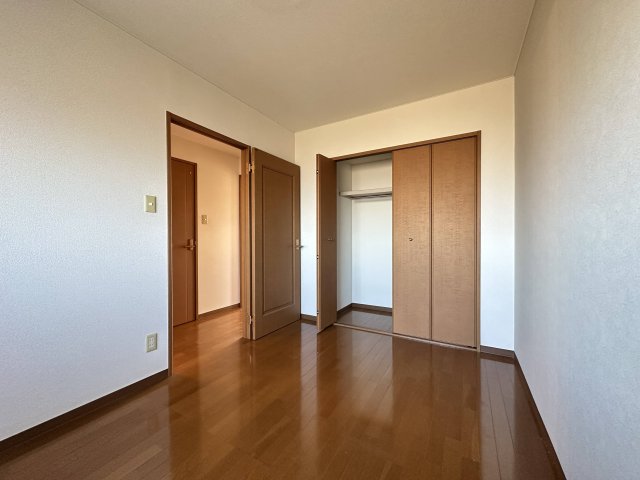 収納　こちらのリビングで趣味の時間をお楽しみください