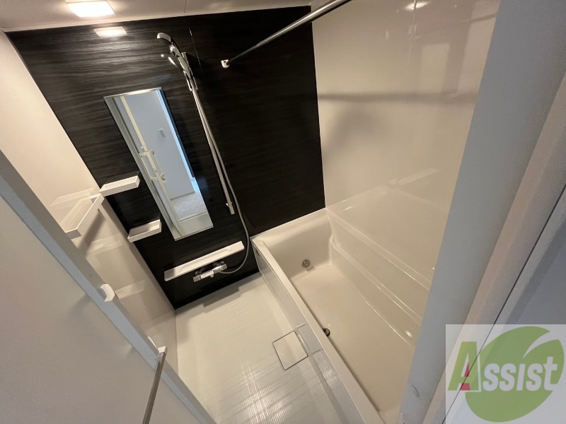 バス・シャワールーム　お風呂になります。一日の疲れを癒してくださいね。