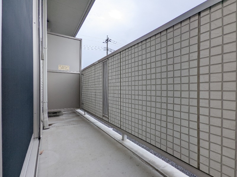 バルコニー　図面と現状に相違がある場合には現状を優先