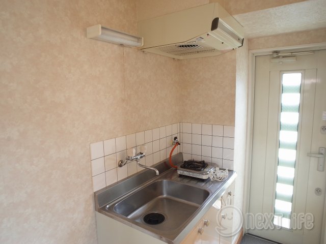 キッチン　ロッシェル南台1