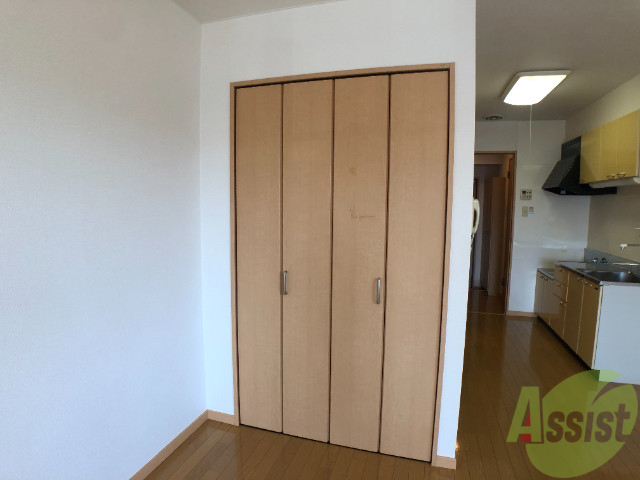 収納　クローゼット。荷物がたくさんあっても問題ないですね。