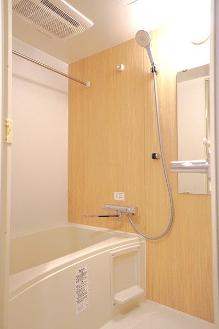 バス・シャワールーム　※写真は同タイプ住戸です。