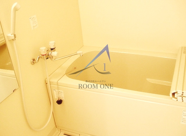 バス・シャワールーム　お風呂です。