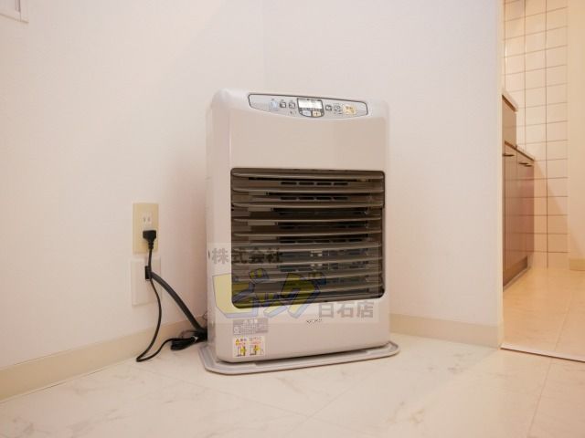 その他設備　経済的で暖かい灯油ストーブ付きです♪