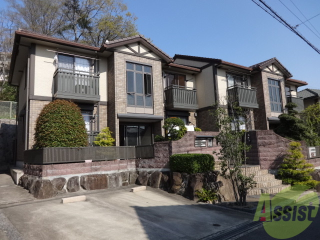 建物外観　豊中市清風荘「ザウバーヴェント２」