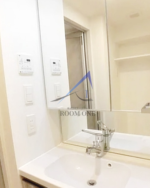 洗面設備　洗面台です。