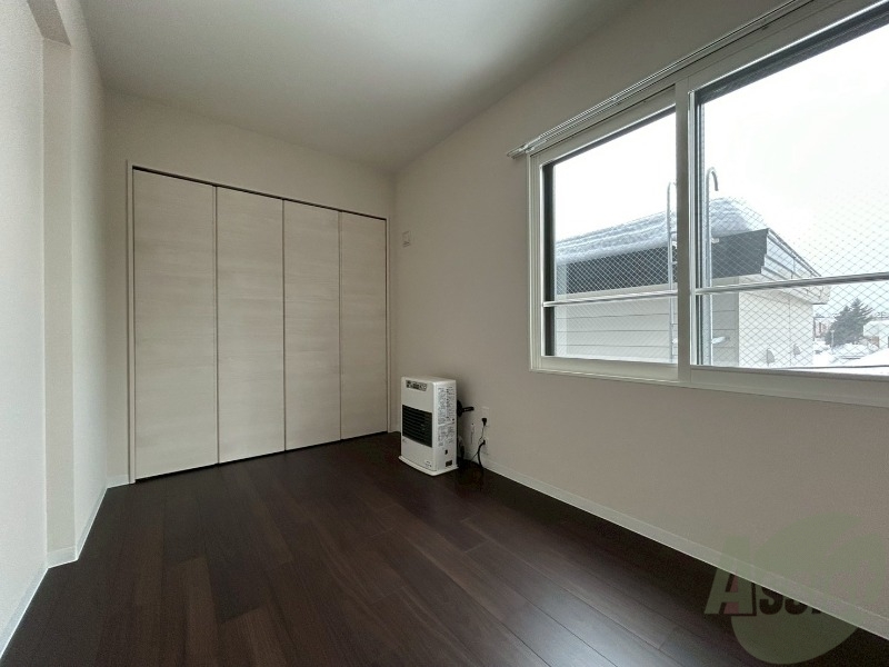 その他部屋・スペース　寝室です。部屋をどう使うかはあなた次第です！