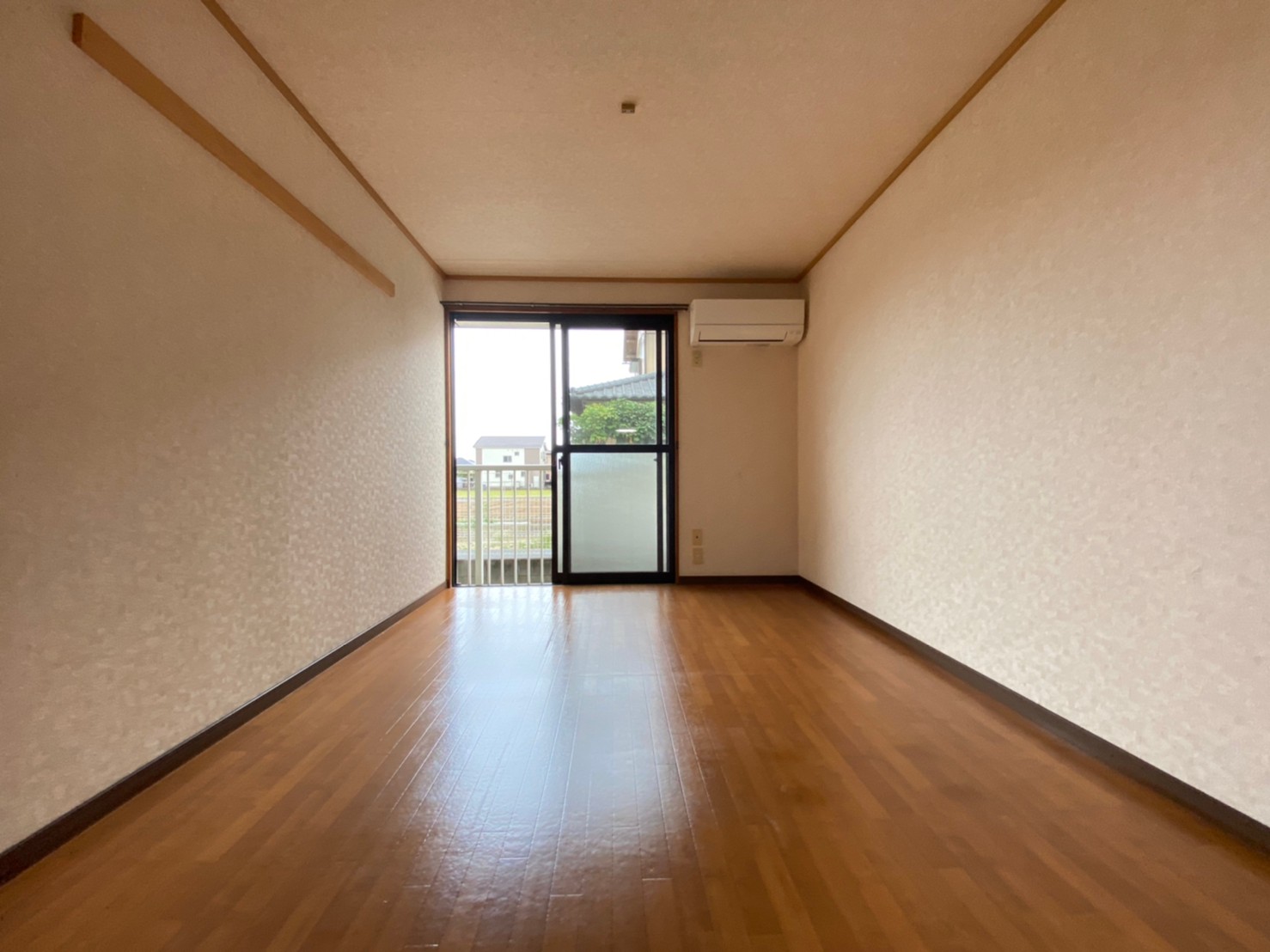 その他　同建物別号室