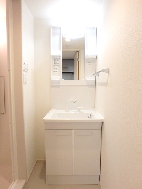 洗面設備　★同施工別建物の参考写真です★