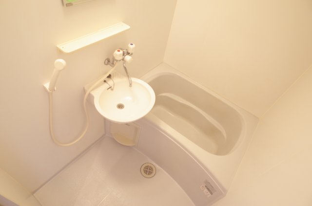 バス・シャワールーム　バス