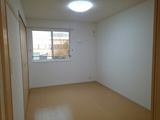 その他部屋・スペース　明るい色調の室内です