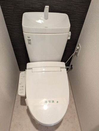 トイレ　落ち着いたトイレです