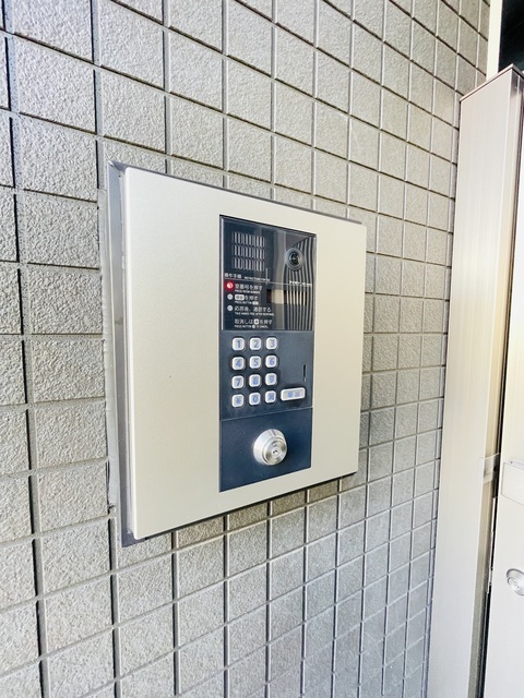 セキュリティ　オートロック完備