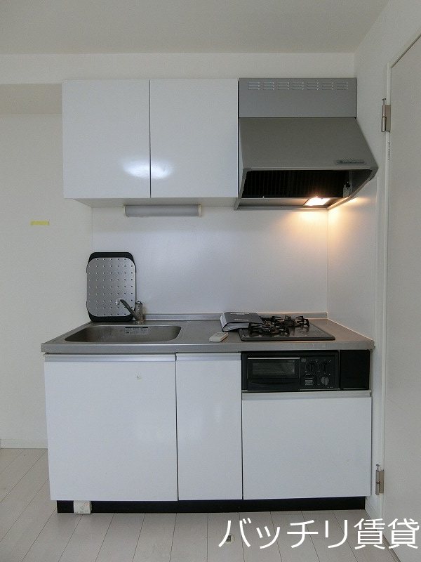 キッチン　同型タイプの為、現状を優先致します。