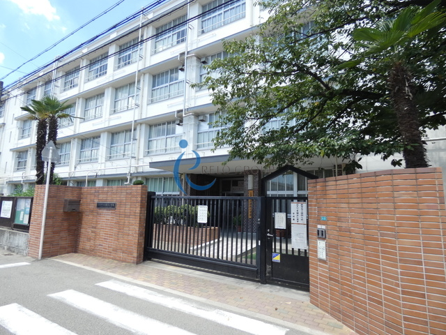 小学校　大阪市立瓜破北小学校（小学校）まで86m