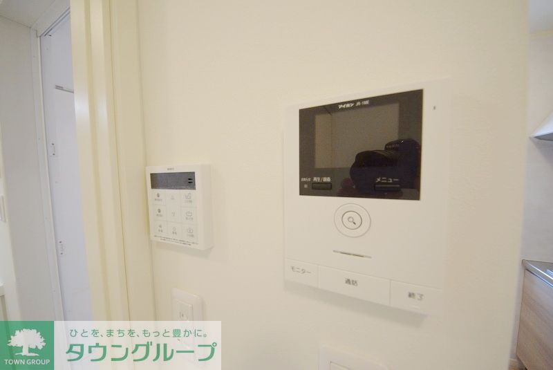 セキュリティ　モニター付きインターホン