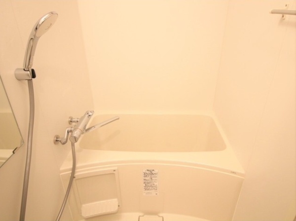 バス・シャワールーム　風呂
