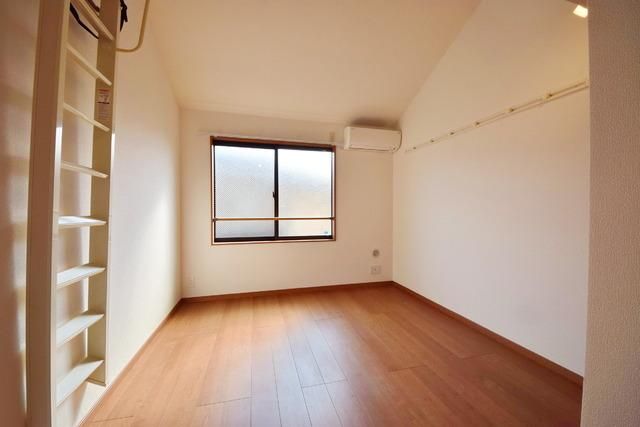 居室・リビング　★日当たり良好の洋室です★