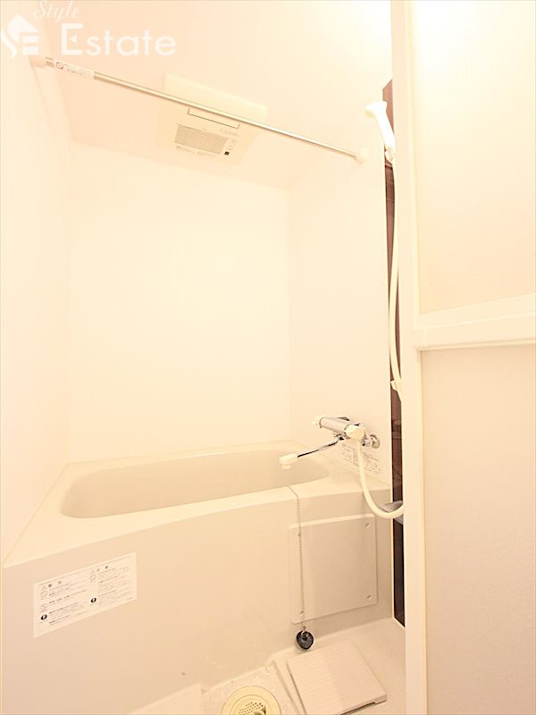 バス・シャワールーム　バスルーム