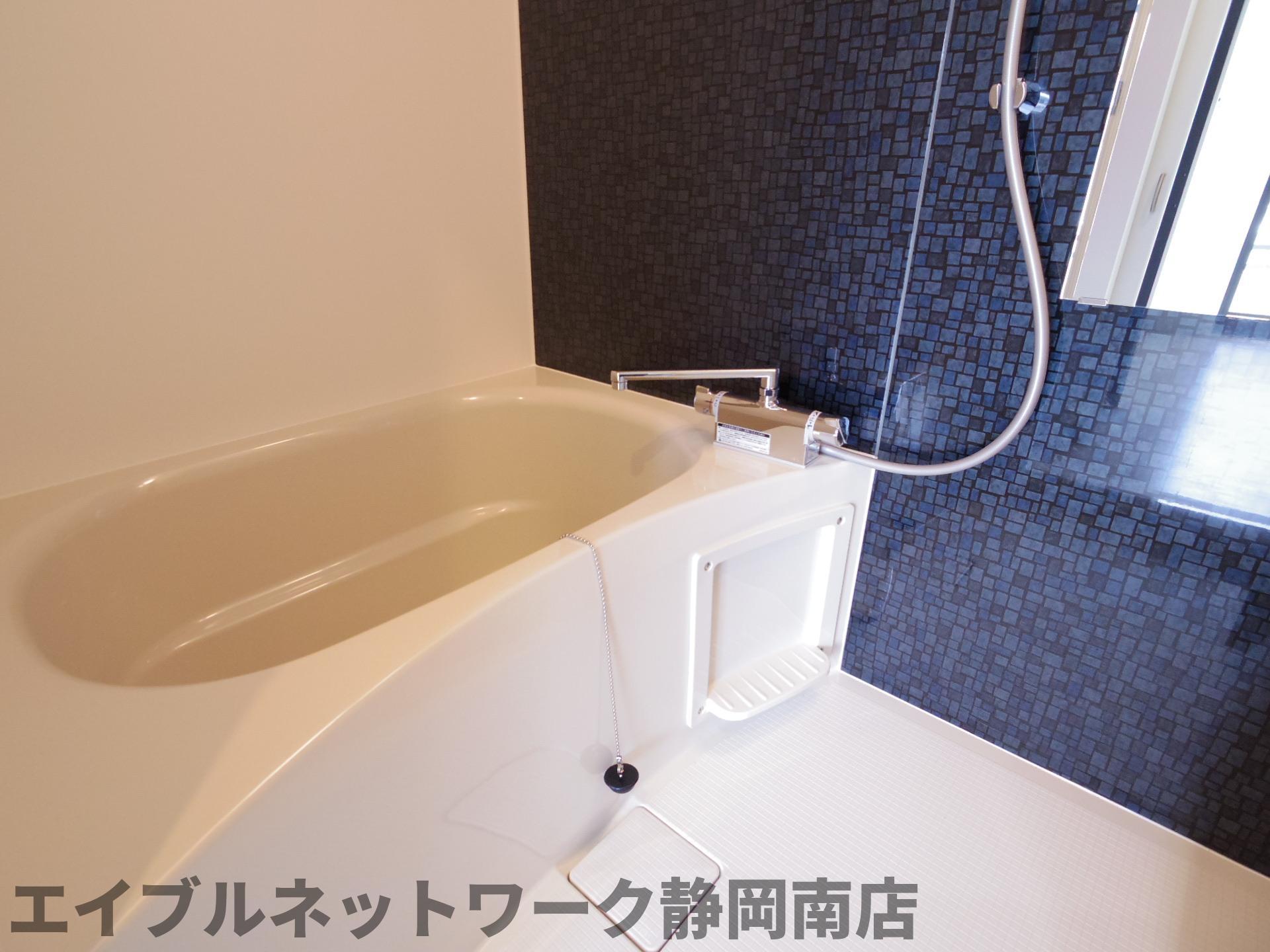 バス・シャワールーム　浴室乾燥機付き