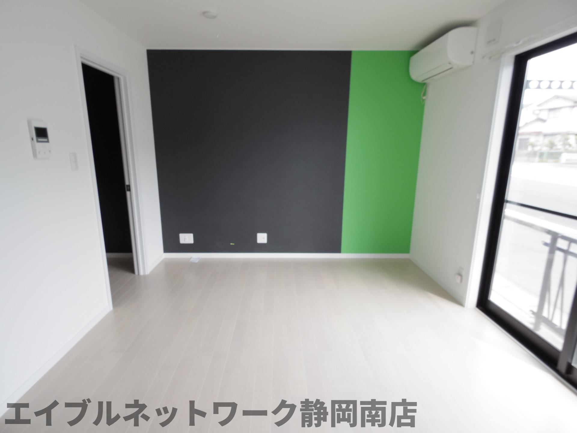 その他部屋・スペース　アクセントクロスがポイントです♪