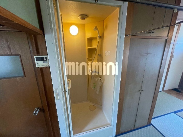 バス・シャワールーム　シャワールーム