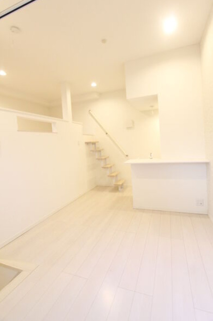 居室・リビング　モデルルームの為、現状を優先致します。