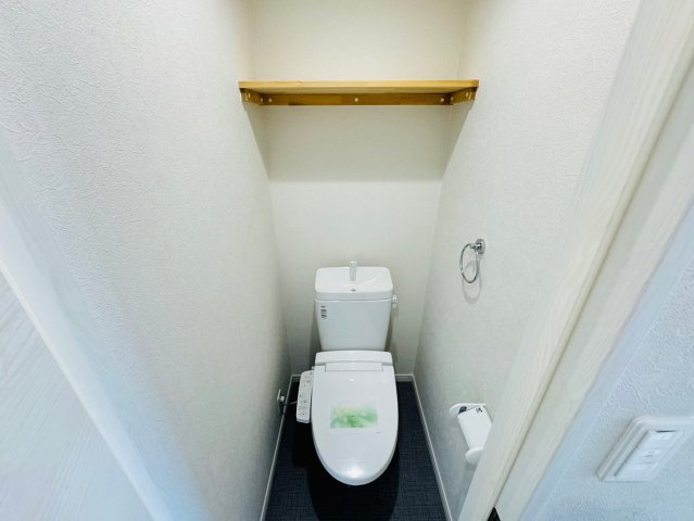 トイレ　※別号室写真　現況を優先します