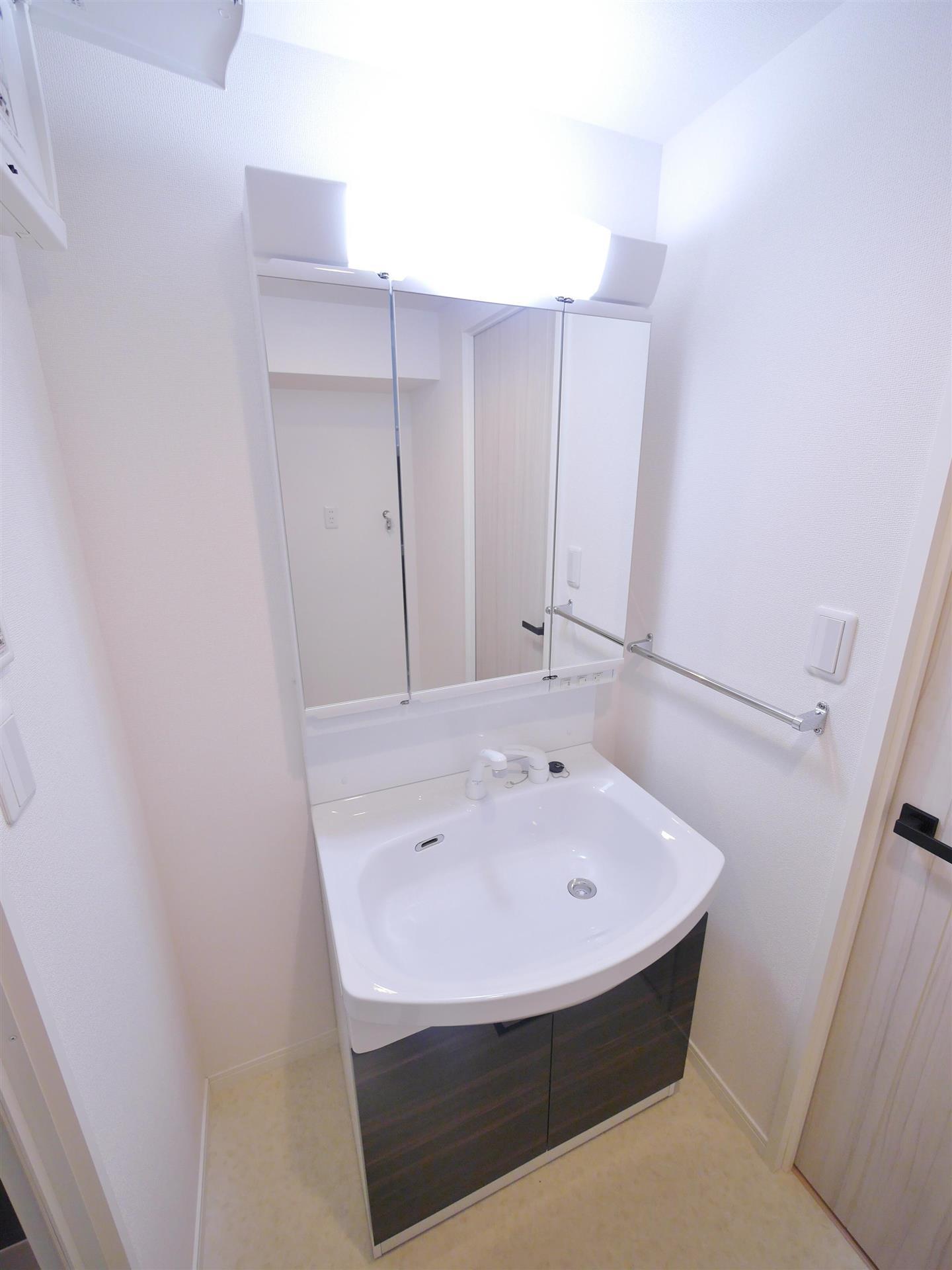 洗面設備　※モデルルームの写真です