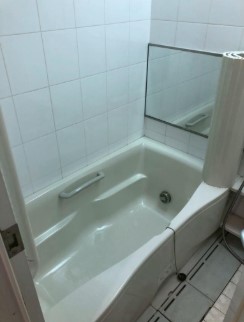 バス・シャワールーム　バス