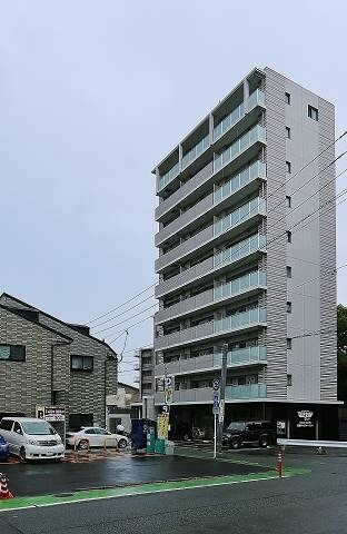 建物外観　デザイナーズマンションです