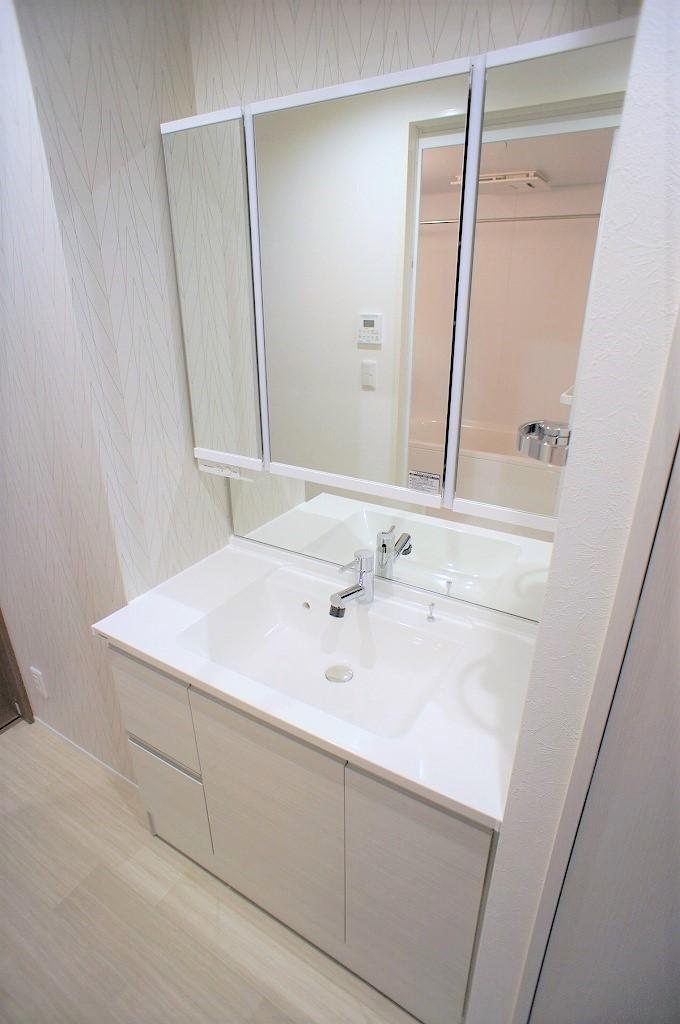 洗面設備　忙しい朝には欠かせない洗面所です