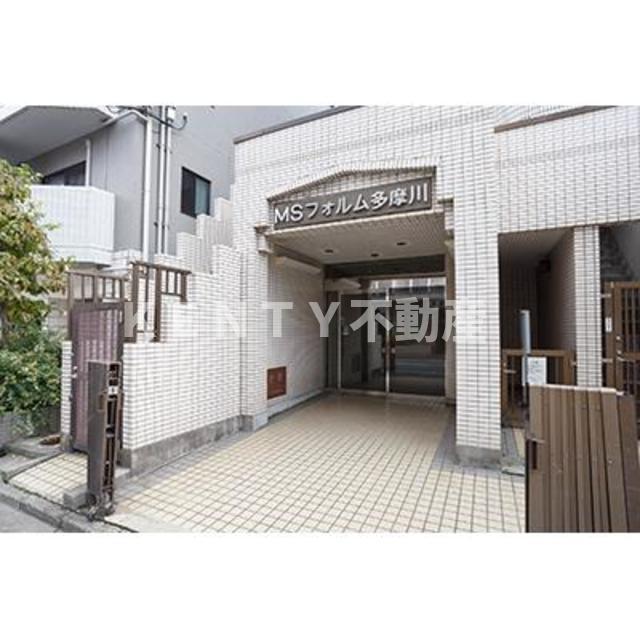 エントランス　清潔なエントランスです