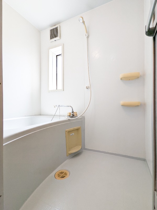 バス・シャワールーム　図面と現状に相違がある場合には現状を優先