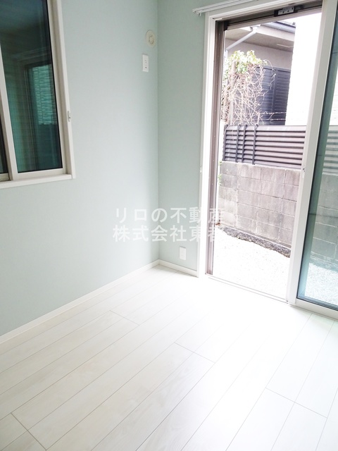 その他部屋・スペース　上品に仕上がった明るい室内空間です！