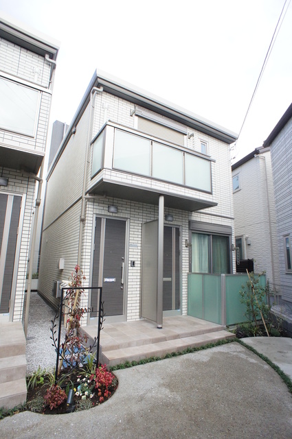 建物外観　小田急電鉄小田原線　豪徳寺　徒歩　５分の立地です♪