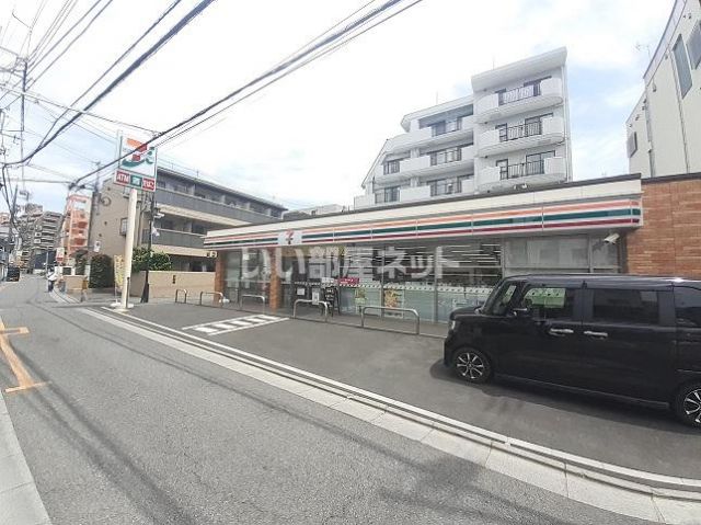 コンビニ　セブンイレブン大宮平和通り（コンビニ）まで117m