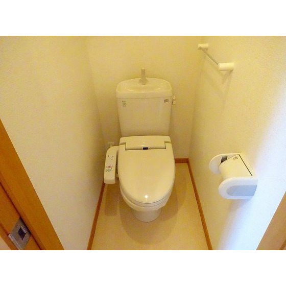 トイレ　※同タイプの部屋