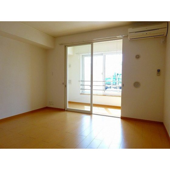 居室・リビング　※同タイプの部屋