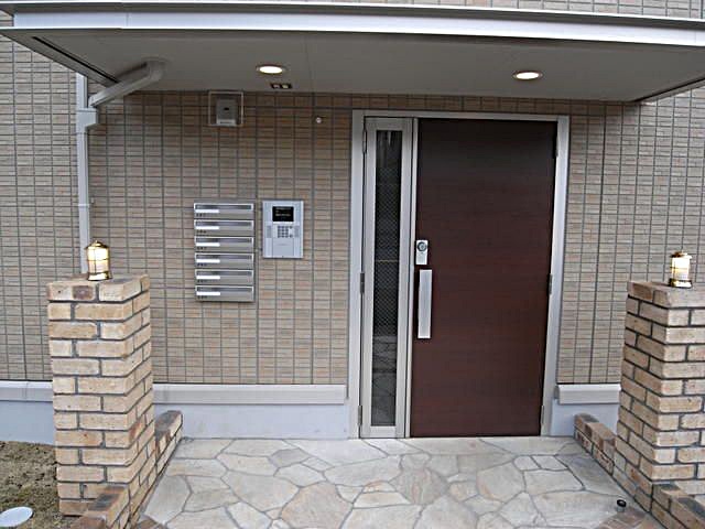 エントランス　【人気！おすすめ物件！！】お問い合わせはお早めに♪