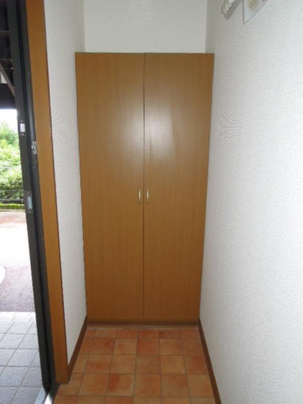 玄関　イメージ写真（他の部屋の写真です）