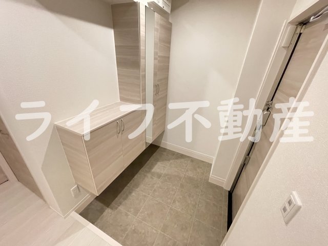 玄関　明るい玄関です