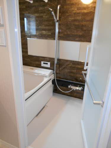 バス・シャワールーム