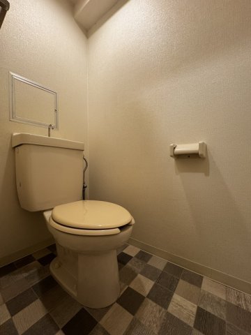 トイレ　※別部屋参考写真