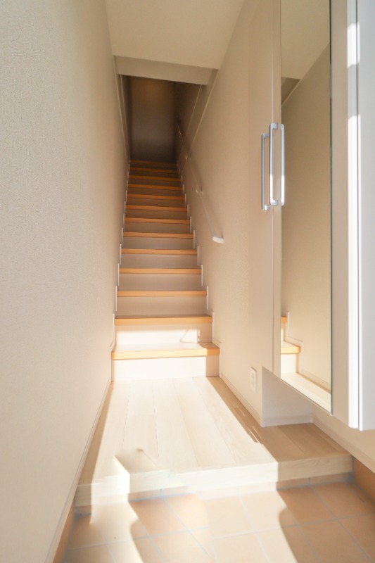 玄関　図面と現状に相違がある場合には現状を優先